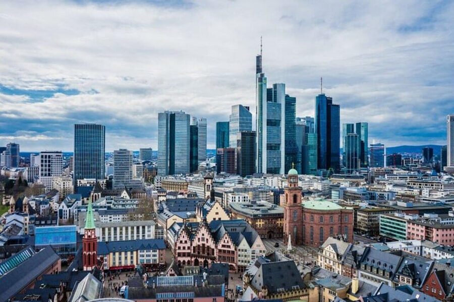 Frankfurt : Highlights & hidden Gems Private Walking Tour - Key highlights and why they matter