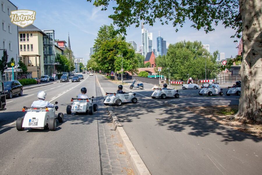 Frankfurt: Hotrod Sightseeing Tour - Price and value: what you get for $101