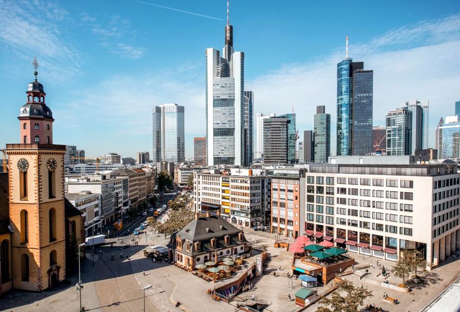 Frankfurt: Main Tower with Tickets and Guided Old Town Tour - FAQ