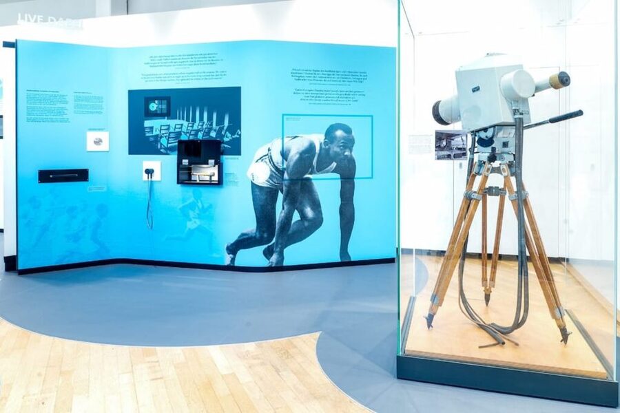 Frankfurt: Museum of Communication Exhibitions - KLIMA_X climate exhibit: communication for the planet