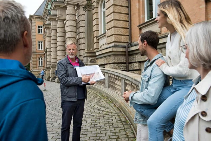 Frankfurt: Old Town Historical Walking Tour in German - Old Town Streets Up Close, Narrow Lanes and Real Street Life