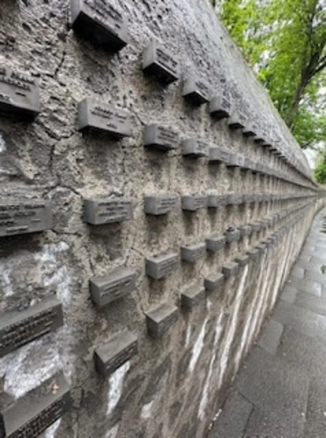Frankfurt on Foot Daily Walking Tour in English - Book Burning Memorial: When the Past Is Hard to Walk Past