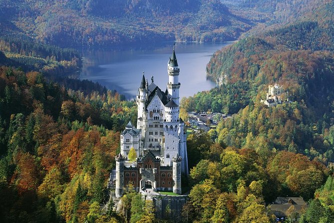 Frankfurt Super Saver: Neuschwanstein Castle and Rothenburg Day Trip - Inside the Palace: What the Tour Covers and How Fast It Moves