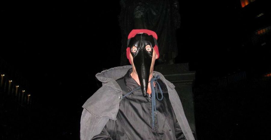 Frankfurt: The Black Death Tour - Starting point near CineStar Metropolis, then toward the old-city gateway