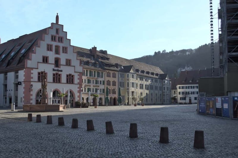 Freiburg City Tour: with visit of the Freiburg Minster - The short 10-minute guided segment that ties themes together