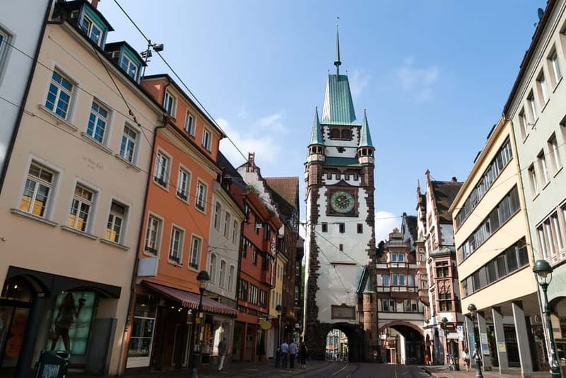 Freiburg: English Tours of the Old City - St Martin and partner city symbols: small details that add meaning