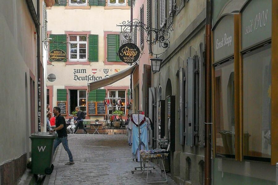 Freiburg: Gässle, Bächle and More City Tour - A note on guides, pacing, and what the best experience feels like
