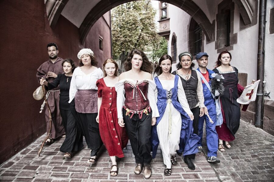 Freiburg: Guided City Tours with Actors - The old town loop: streams, Gerichtslaube, and gates