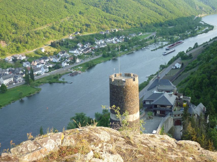 From Alken: Return Day Trip by Boat to Cochem - A 7-hour Moselle Cruise on the MS Goldstück