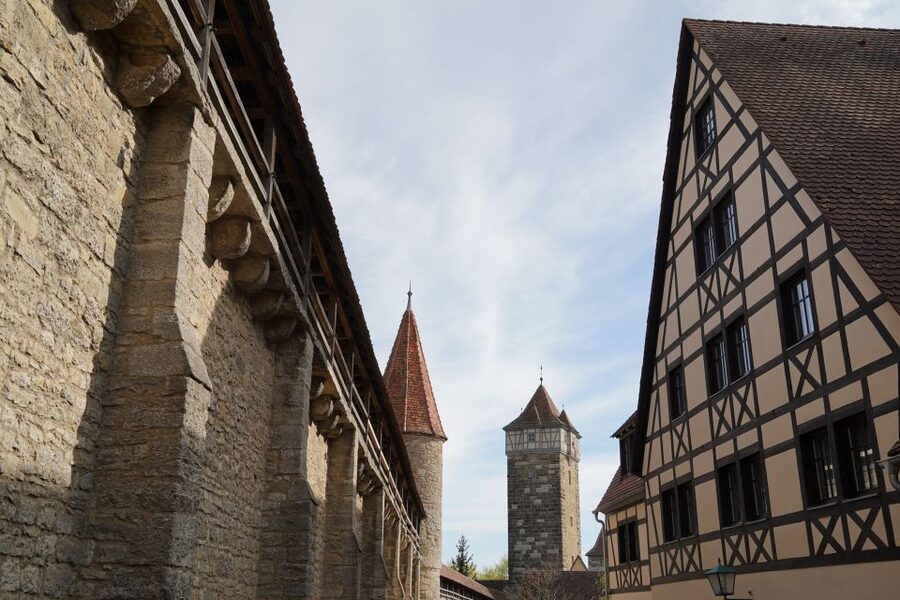 From Frankfurt: Heidelberg and Rothenburg Guided Day Trip - What you actually get for the price, and why it can be good value
