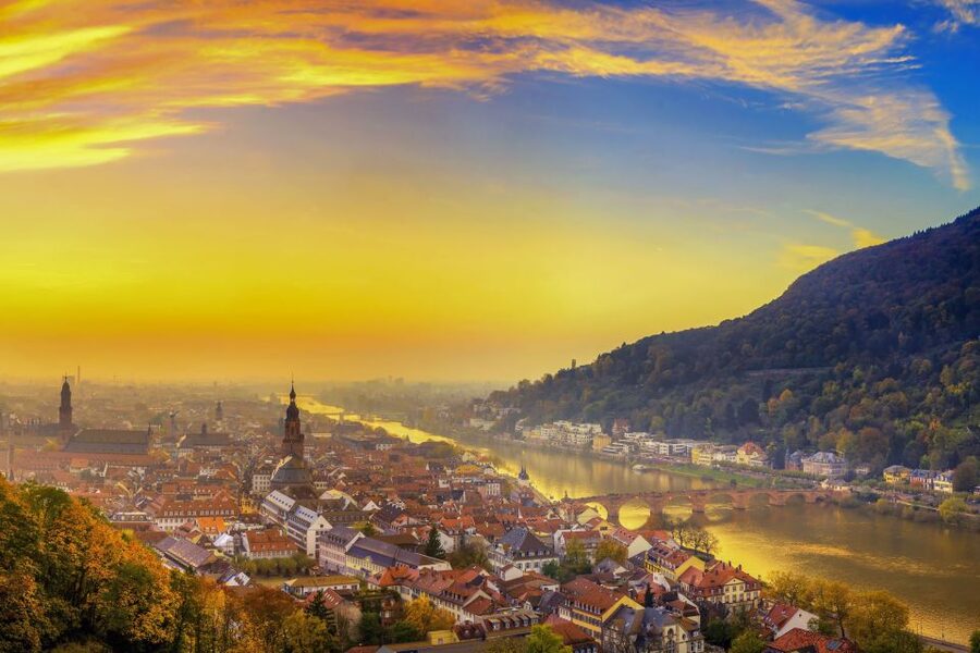 From Frankfurt: Heidelberg & Baden-Baden Full-Day Tour - The Heidelberg Old Town Walk: Karl’s Gate and the Neckar Core