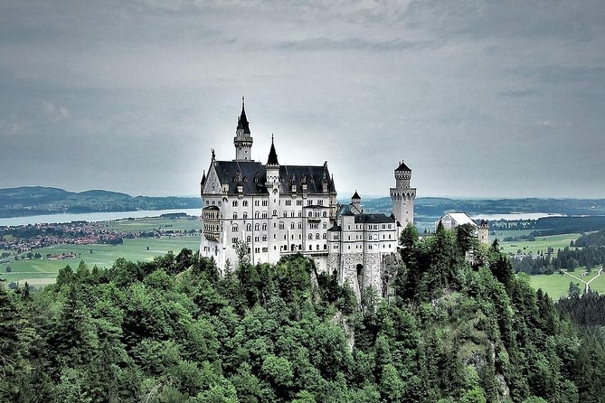 From Fussen: Neuschwanstein, Linderhof and More Private Tour - Pickup and transport: when the schedule matters