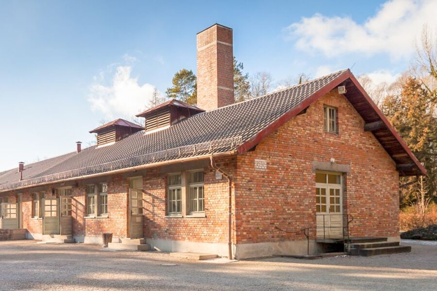 From Munich: Dachau Memorial Site Full-Day Tour - Time on the ground: 4 hours inside plus breaks, with no eating during the tour