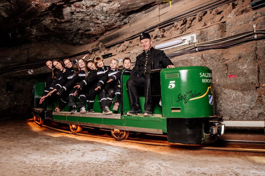 From Munich: Königssee Day Trip with Boat Ride and Salt Mine - Free time on the lake: how to spend your hour wisely