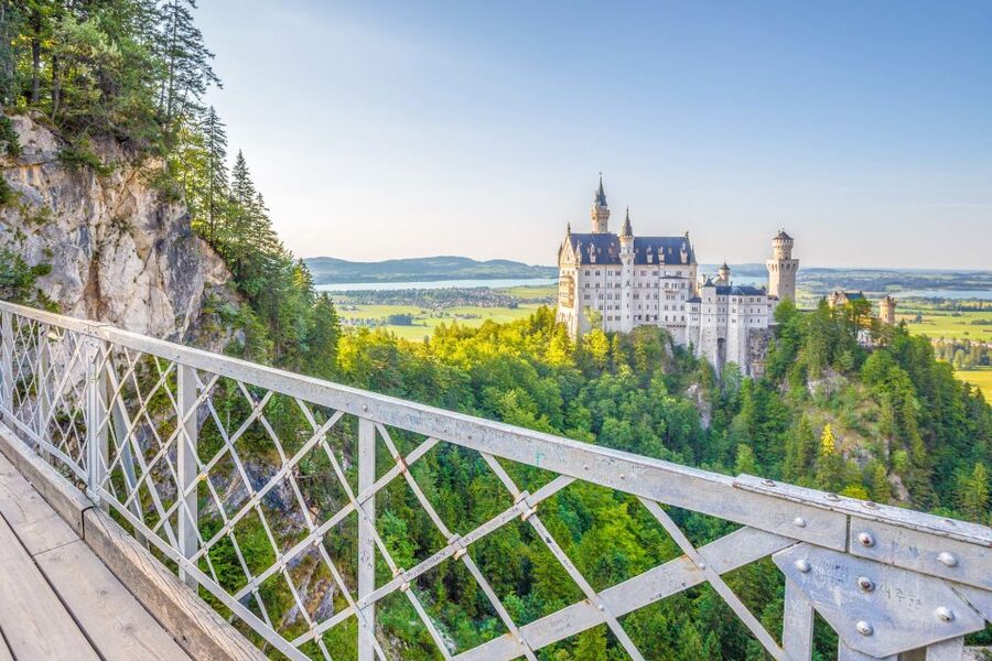 From Munich: Trip to Neuschwanstein & Linderhof in Spanish - Should you book this Munich to Neuschwanstein and Linderhof Spanish tour?