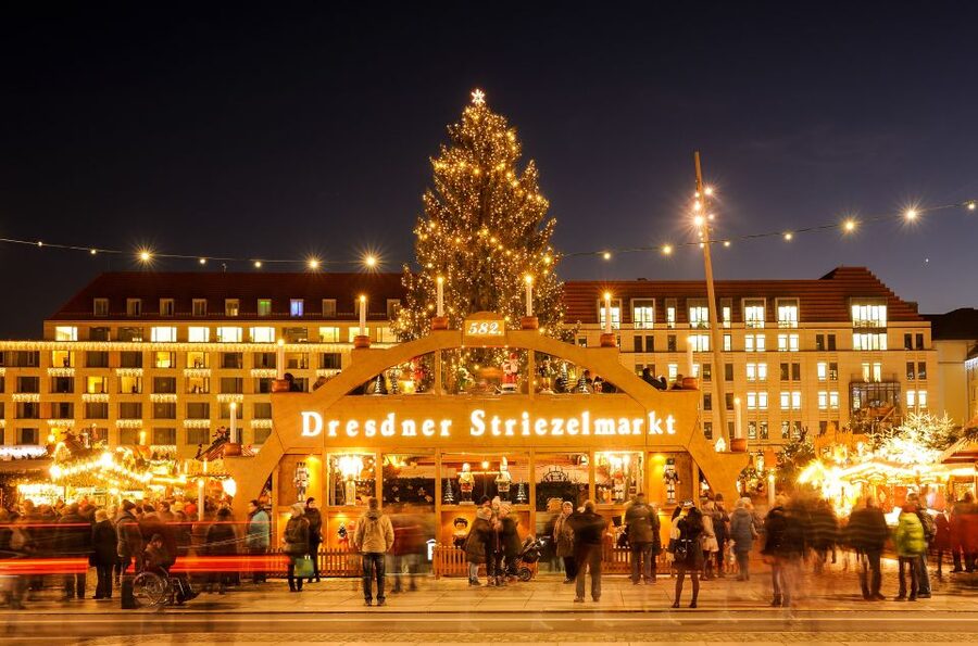 From Prague: Dresden Xmas Market & Saxon Switzerland Tour - Guides, group size, and the pacing that prevents stress