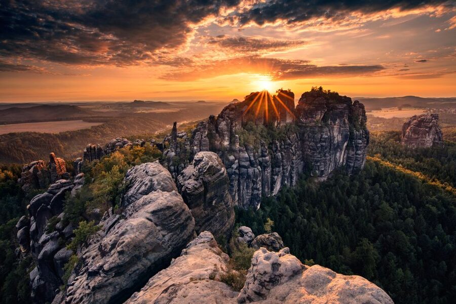 From Prague: Saxony and Bohemian Switzerland Walking Tour - Pravčická Brána: Europe’s biggest sandstone arch and the Narnia link