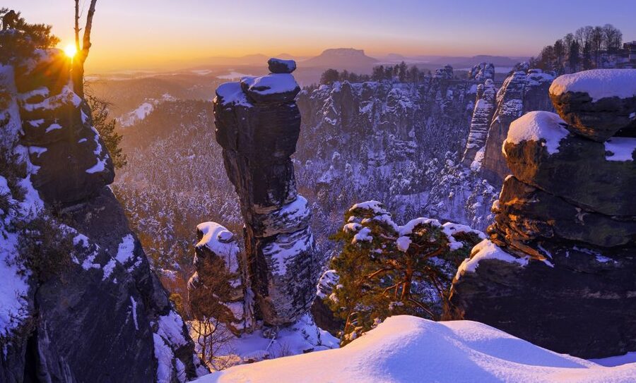 From Prague: Saxony and Bohemian Switzerland Walking Tour - That third photo stop later in the day, and why timing matters