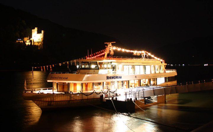 From Rüdesheim: 2-hour Christmas Boat Tour on the Rhine - Why This 2-Hour Rhine Cruise Works for Christmas Season