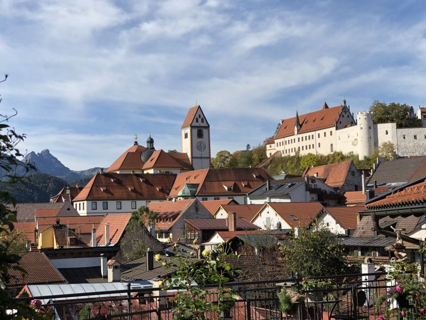 Füssen: Old Town Guided Walking Tour in German - Where the tour starts: Kaiser-Maximilian-Platz bearings, then a smooth route