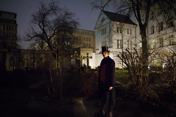 Gruseltour Berlin Haunted Ghost Walk 90-minute at Berlin Mitte city center - A 90-minute haunted walk through Berlin Mitte at 9pm