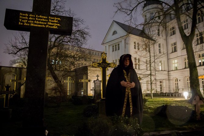 Gruseltour Berlin Haunted Ghost Walk 90-minute at Berlin Mitte city center - Medieval to WWII to the Cold War: how the dark timeline works