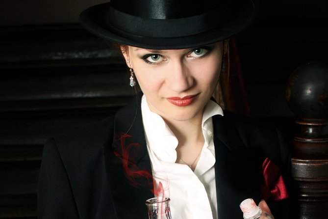 Gruseltour Leipzig 90-minute walking tour about the Dark Secrets of Leipzig - Central Leipzig stops: where spooky stories meet public squares