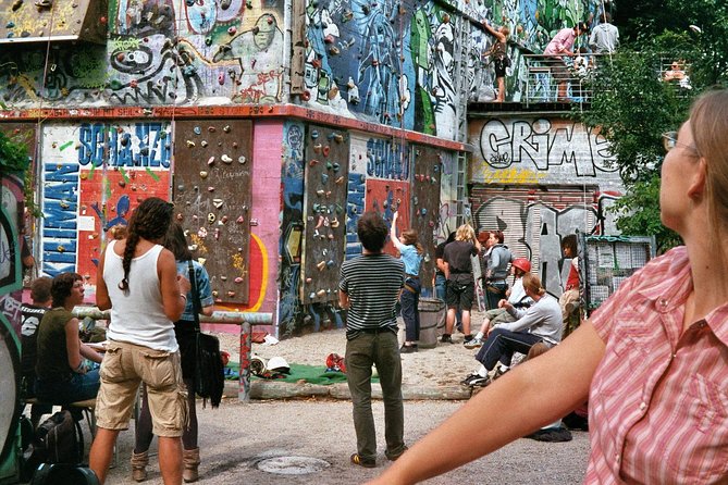 Guided bike tour Hamburg with neat city bikes, cruisers, mountain bikes - Key things to know before you pedal off