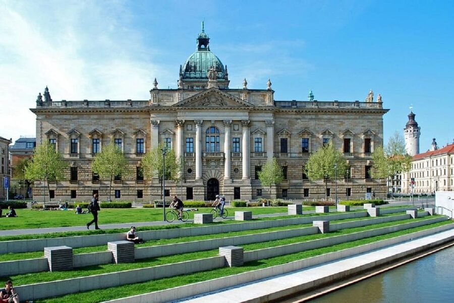 Guided tour of the Federal Administrative Court in Leipzig - Key Things You Will Notice on This Leipzig Court Tour