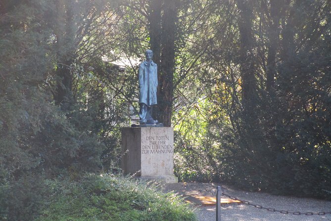 Half-Day Private Dachau Concentration Camp Tour From Munich - Who this tour suits, and who should think twice