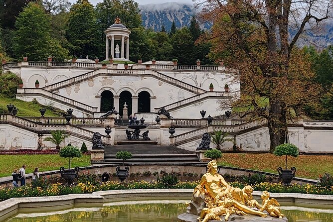 Half Day Private Tour Linderhof Castle & Oberammergau incl Ettal - Oberammergau: Passion Play town energy and real shopping time