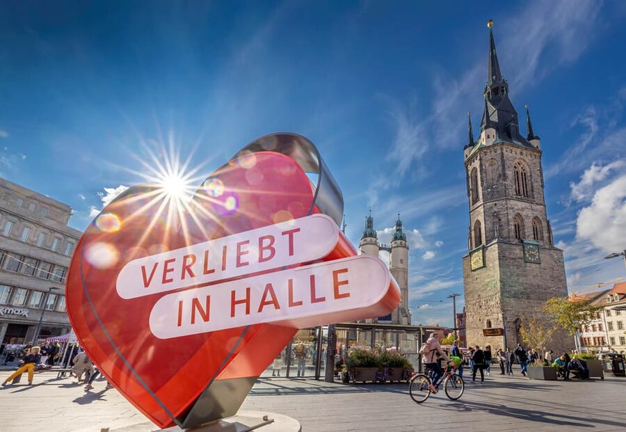Halle (Saale) : Die Altstadt-Tour - Medieval and Early Modern Buildings, Explained on the Pavement