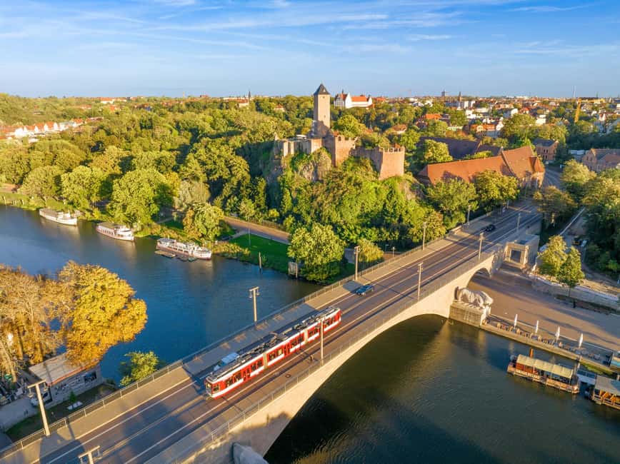 Halle (Saale) : Die Stadtrundfahrt mit dem Halle-Hopper - Stop by Stop: From Hallmarkt to the Saale River Views
