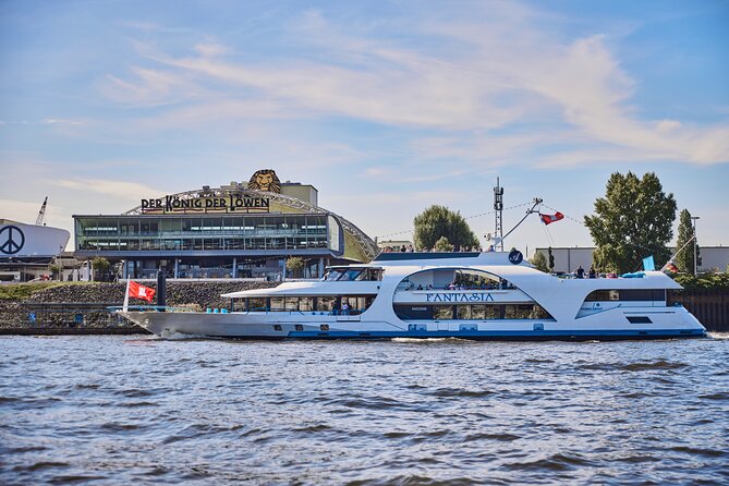Hamburg: 2-Hour Harbor Cruise - Key moments you should expect