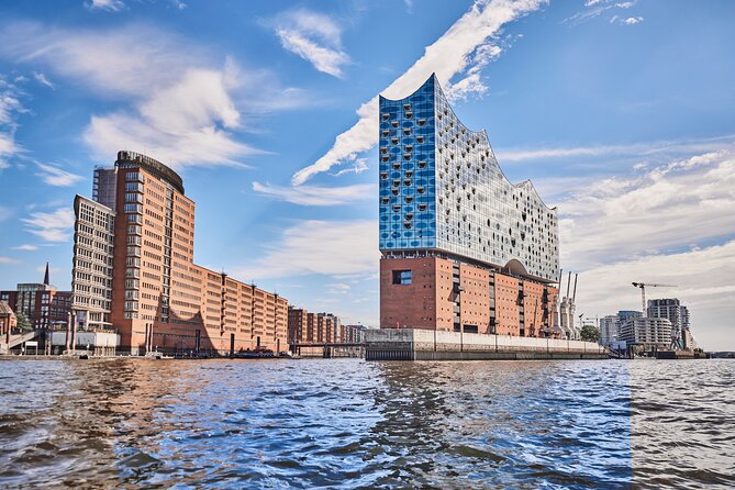 Hamburg: 2-Hour Harbor Cruise - Itinerary flow, stop by stop: what you are likely to notice