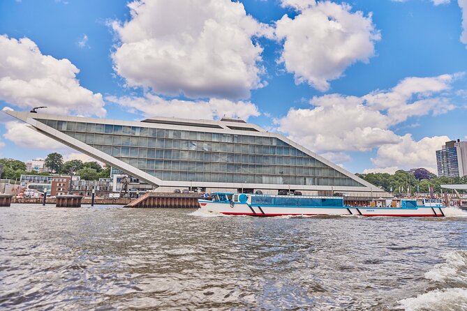 Hamburg: 2-hour harbor cruise - St. Pauli Landungsbrücken, where passenger ships meet the port