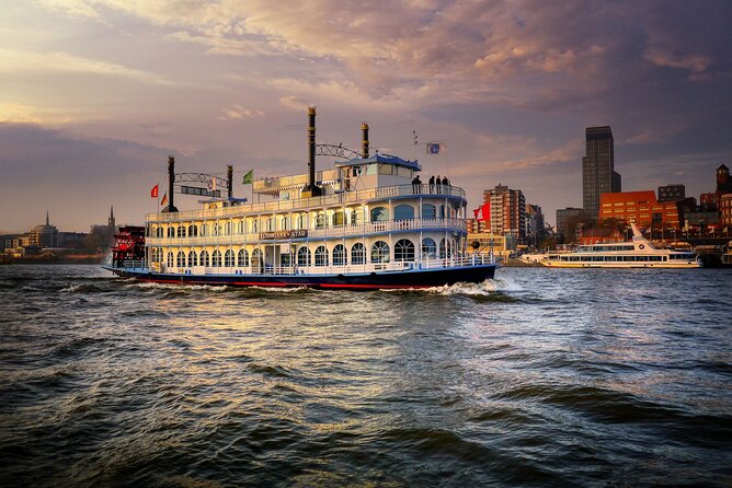 Hamburg 2-hour harbor tour on the beautiful Elbe - Why this Hamburg harbor cruise feels worth your time