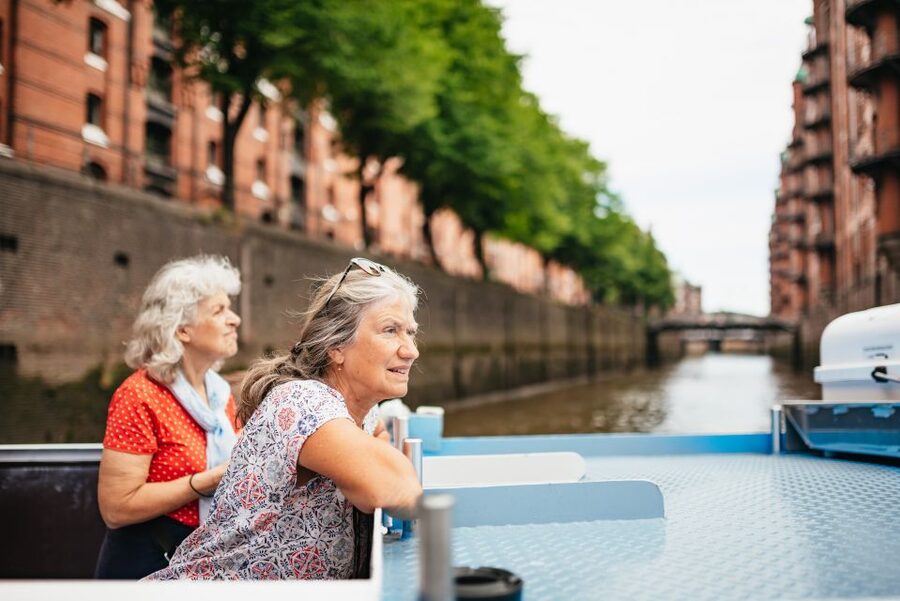 Hamburg: 2-Hour XXL Port of Hamburg Cruise Tour - Glass-Boat Comfort, Photo Tips, and Weather Reality Checks