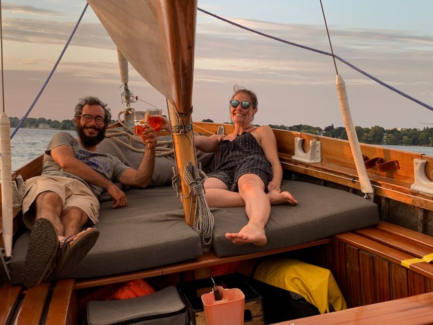 Hamburg: Alster River Sailboat Tour with Sundowner - Who This Sailboat Tour Is Best For