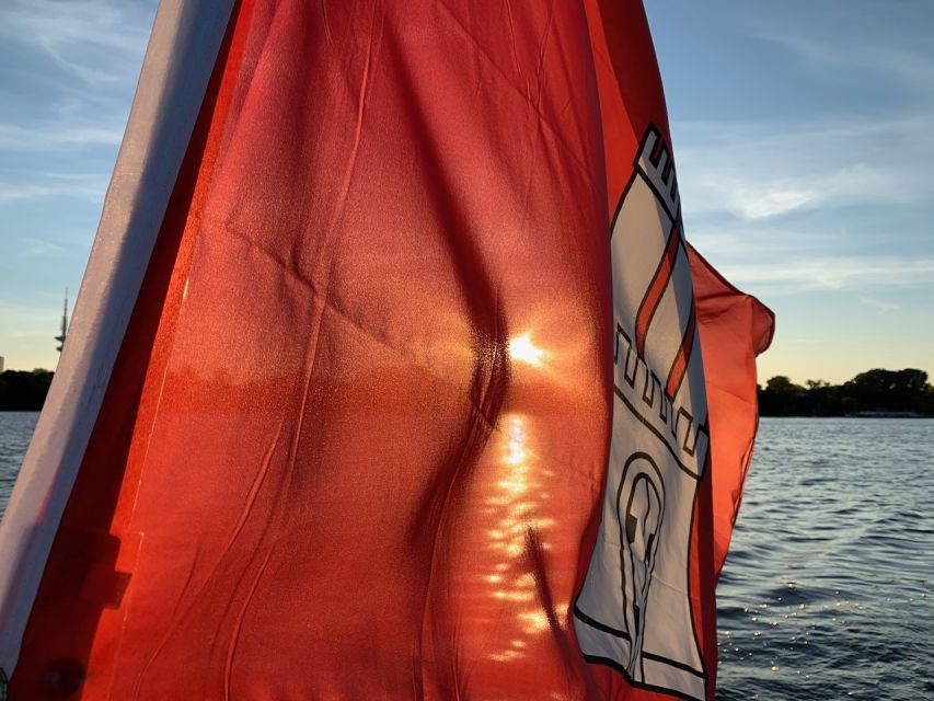 Hamburg: Alster River Sailboat Tour with Sundowner - Price and Value: Is 45 USD for One Hour Reasonable?