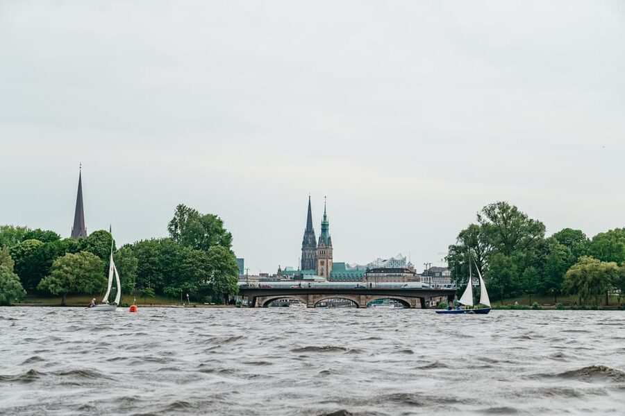 Hamburg: Alster River Sailing Tour on a 2-Masted Sailboat - What It’s Like to Sail the Alster on a Classic 2-Masted Boat