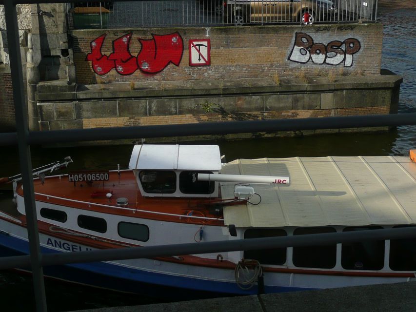 Hamburg: Bike Tour of the Speicherstadt & Old Harbor - From Schlüterstraße to Chilehaus: Starting With City Views