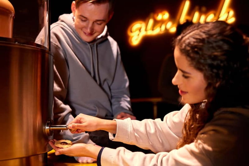 Hamburg: Chocoversum Guided Tour with Tastings - Making your own bar: the hands-on payoff