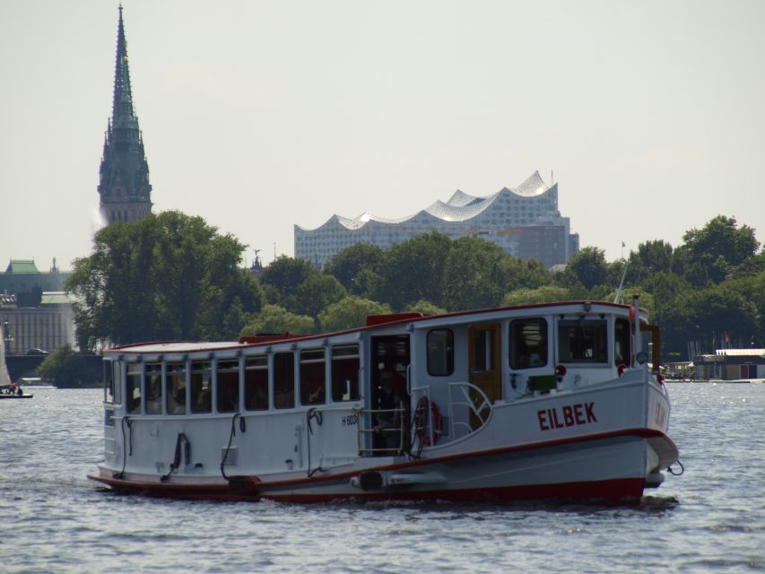 Hamburg: City Cruise on Alster Lake - The flow of the 1-hour outing, from pier to Outer Alster