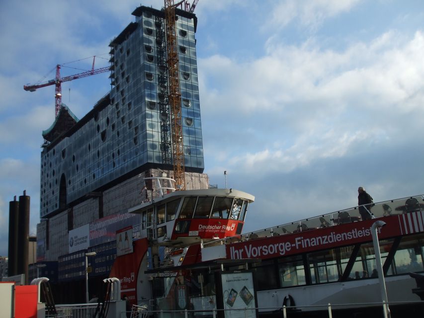 Hamburg: City Tour by Bike with Elbphilharmonie - Why a Hamburg bike loop is the right kind of sightseeing