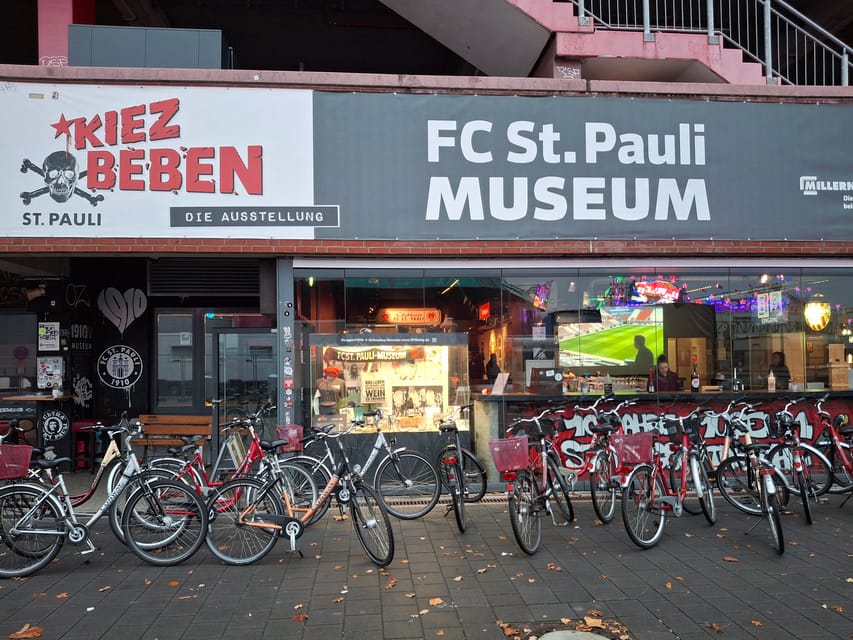 Hamburg: Downtown, Alster & Creative Neighborhoods by Bike - Key things to know before you ride