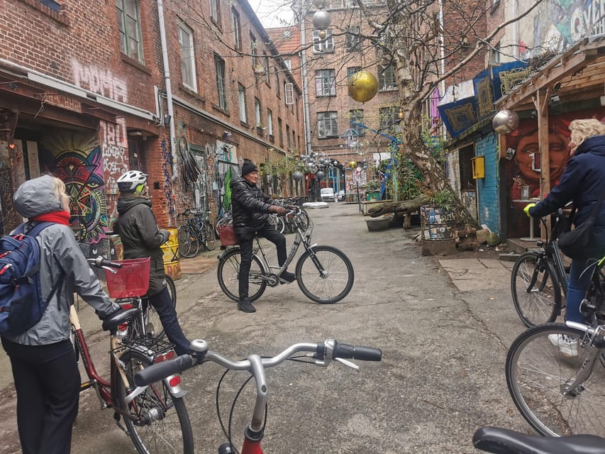 Hamburg: Downtown, Alster & Creative Neighborhoods by Bike - Starting at the University bike station, then rolling toward Dammtor
