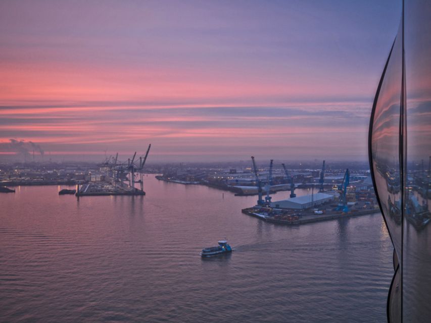 Hamburg: Elbphilharmonie Plaza, Highlights & Surroundings - HafenCity Walk: How This Modern Landmark Fits a Port City