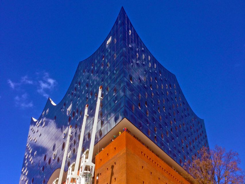 Hamburg: Elbphilharmonie Plaza, Highlights & Surroundings - Sandtorkai Flood Protection Bridge: Why This City Builds Like It Plans