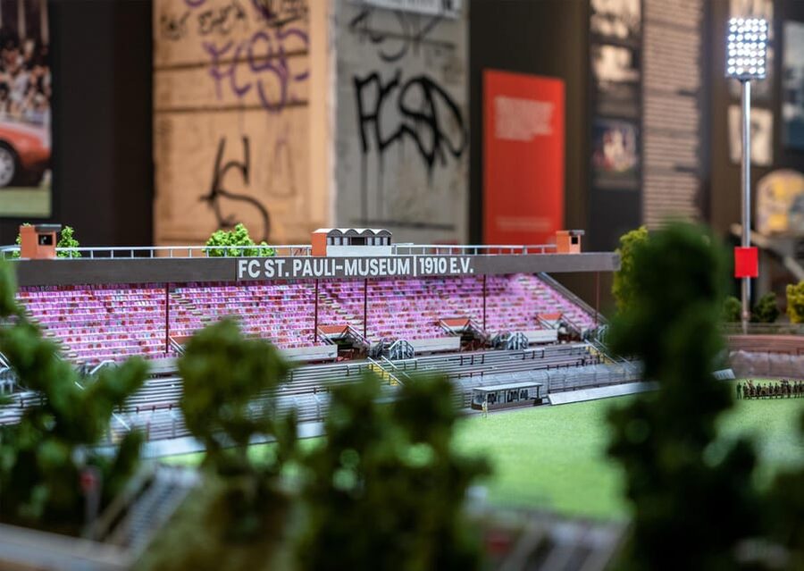 Hamburg: FC ST. PAULI-MUSEUM Entrance Ticket - Video projections and the “stadium feeling” effect
